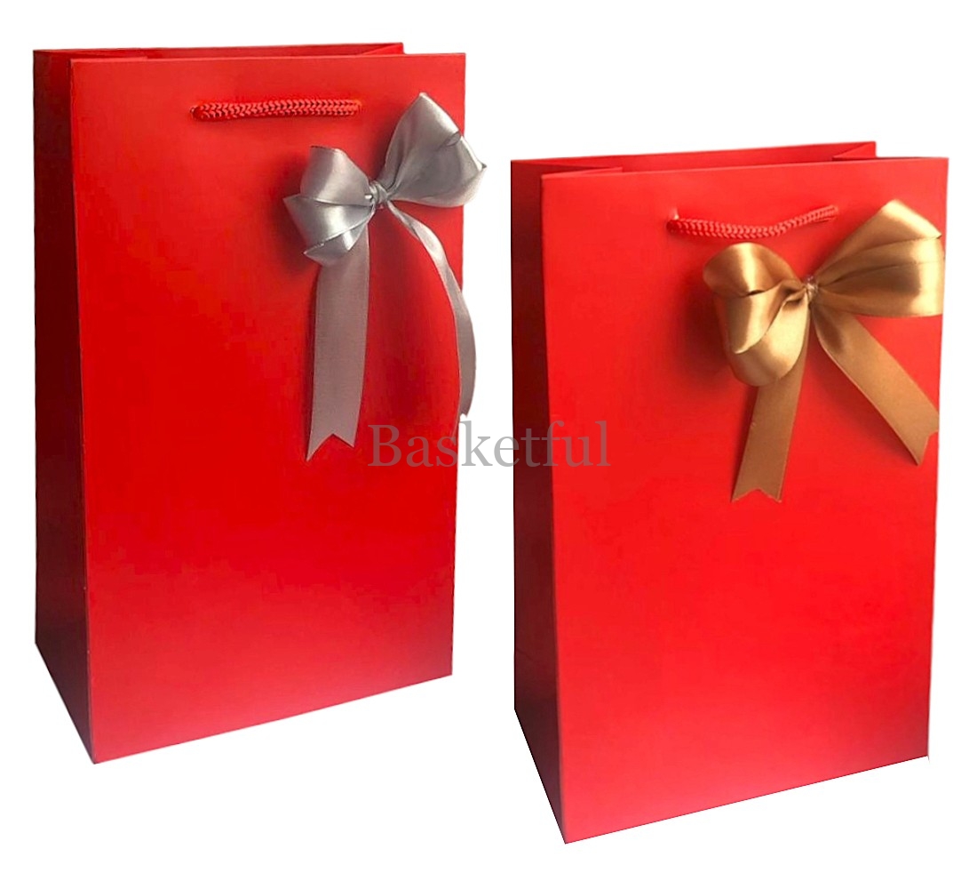 http://www.basketful.ro/images/watermarked/1/detailed/16/punga_cadou_rosie_cu_funda_satin.jpg