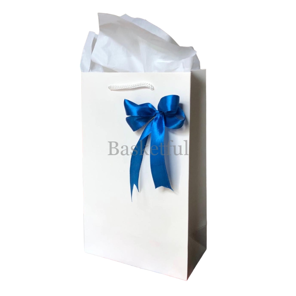 http://www.basketful.ro/images/watermarked/1/detailed/16/pungi_albe_cu_fundita_satin1_ogqf-9b.jpg
