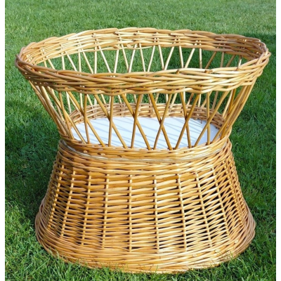 suport rotund din rachita pentru expunere produse si flori