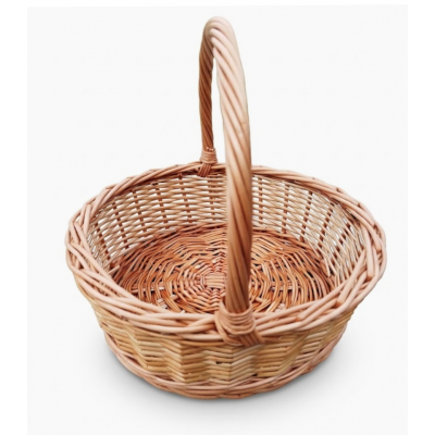 Cos impletit din rachita pentru cadouri